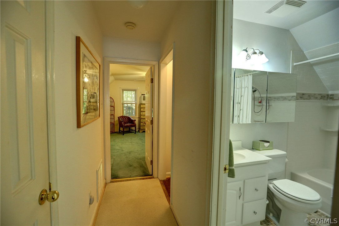 13301 Court Ridge Road Midlothian, VA 23112 - Photo 15 of 24 a bathroom with a toilet tub and shower