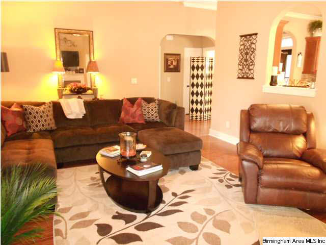 1191 Grants Way Birmingham, AL 35210 - Photo 3 of 28