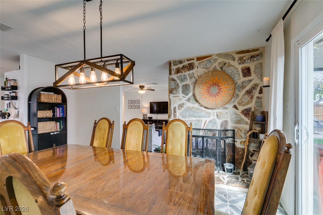 101 South Cimarron Road Las Vegas, NV 89145 - Photo 15 of 27