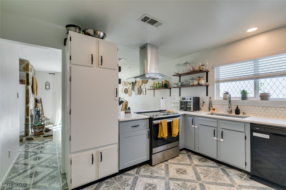 101 South Cimarron Road Las Vegas, NV 89145 - Photo 19 of 27