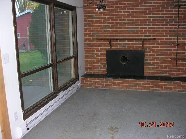 5042 Preston Road Howell, MI 48855 - Photo 8 of 10 DSCN9227.JPG