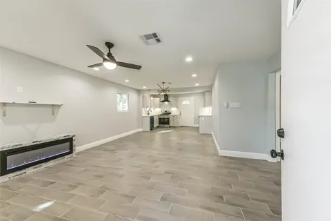 $199,000 | 8925 Everglade Drive, Houston, TX 77078