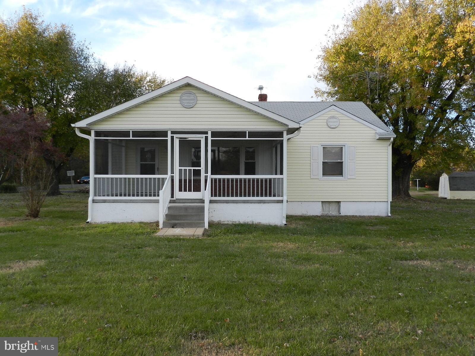Exterior (Front)
