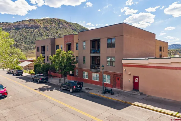 $1,100,000 | 543 East 2nd Avenue, Unit 1A, Durango, CO 81301