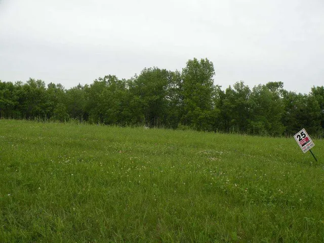 $34,900 | 375 Drumlin Loop, Ripon, WI 54971