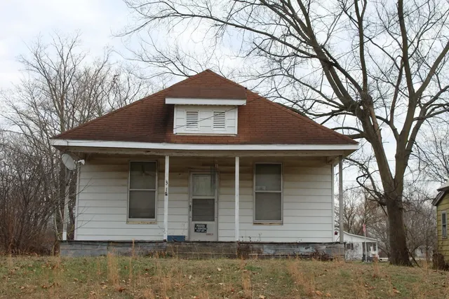 $22,000 | 311 Wabash Avenue, Centralia, IL 62801