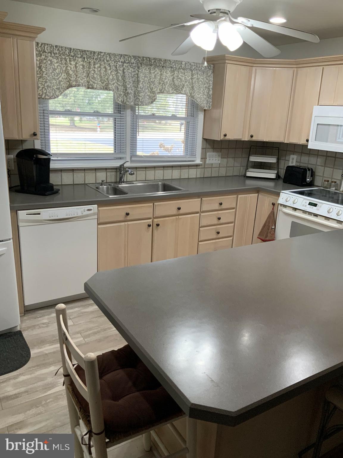2129 East Orvilla Road Hatfield, PA 19440 - Photo 3 of 19 Gallery Image 3