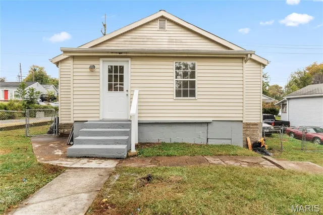 $215,000 | 333 Rauhut Avenue, St. Louis, MO 63125