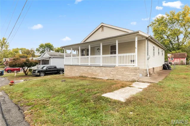 $215,000 | 333 Rauhut Avenue, St. Louis, MO 63125