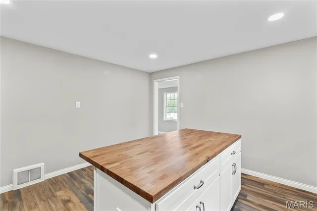 $215,000 | 333 Rauhut Avenue, St. Louis, MO 63125