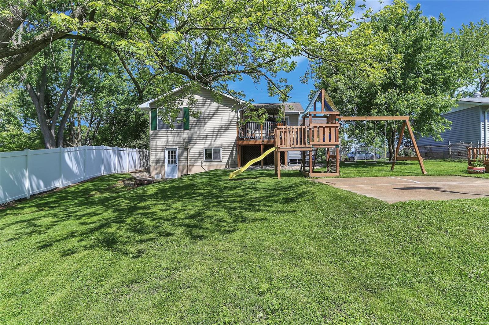 1735 Hawkins Road Fenton, MO 63026 - Photo 22 of 26 Gallery Image 22