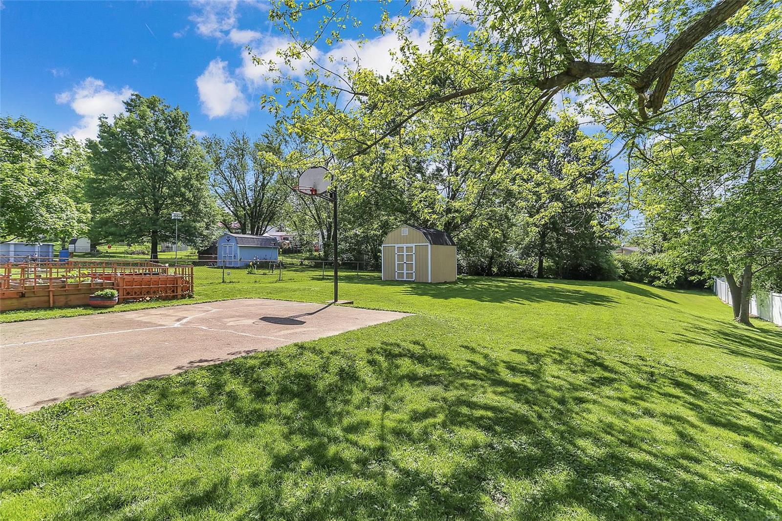 1735 Hawkins Road Fenton, MO 63026 - Photo 23 of 26 Gallery Image 23