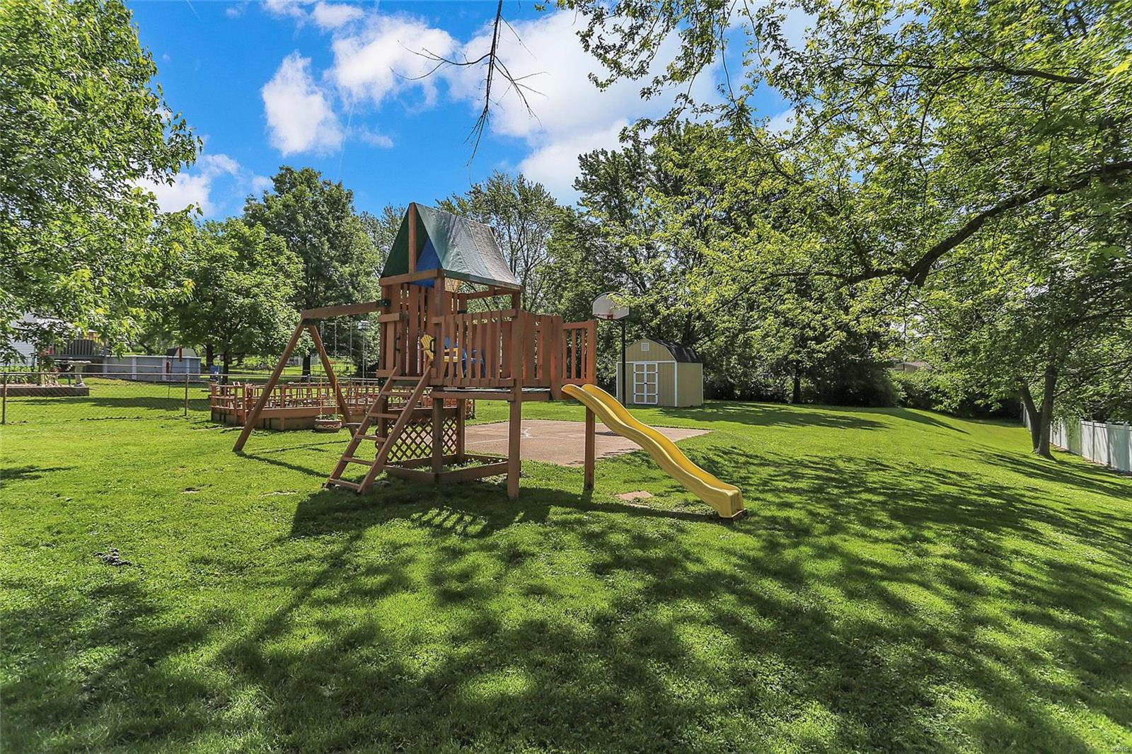 1735 Hawkins Road Fenton, MO 63026 - Photo 25 of 26 Gallery Image 25