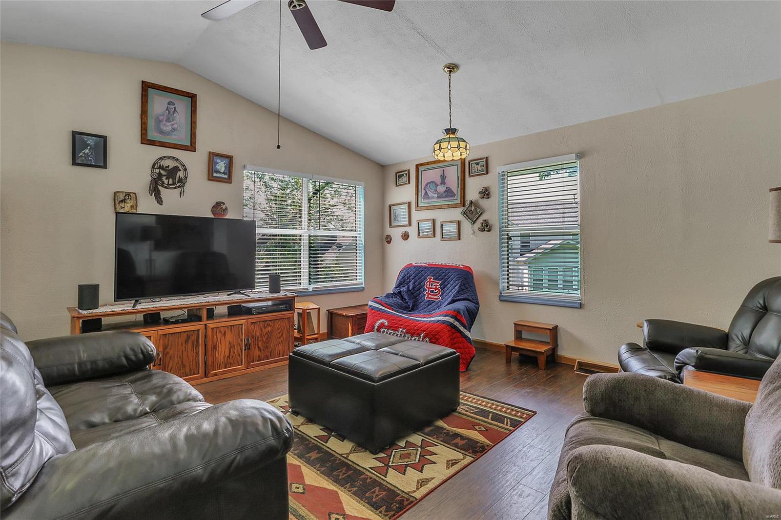 1735 Hawkins Road Fenton, MO 63026 - Photo 9 of 26 Gallery Image 9