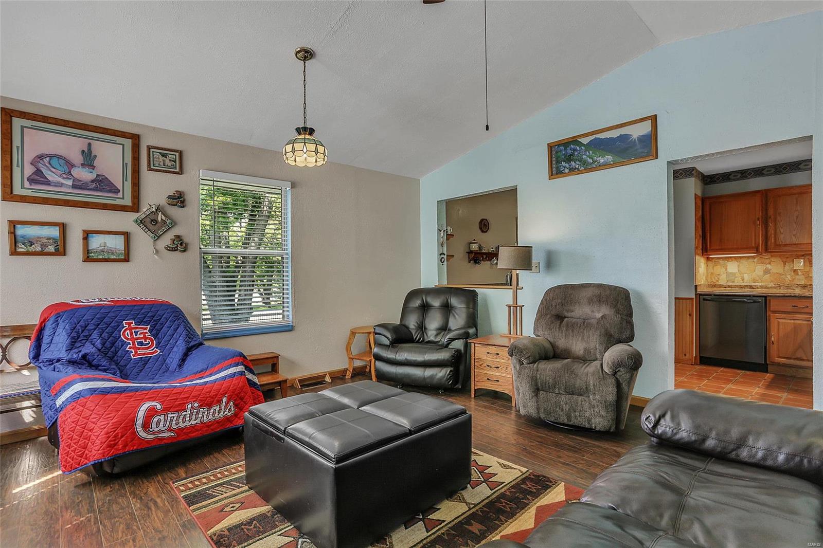 1735 Hawkins Road Fenton, MO 63026 - Photo 10 of 26 Gallery Image 10