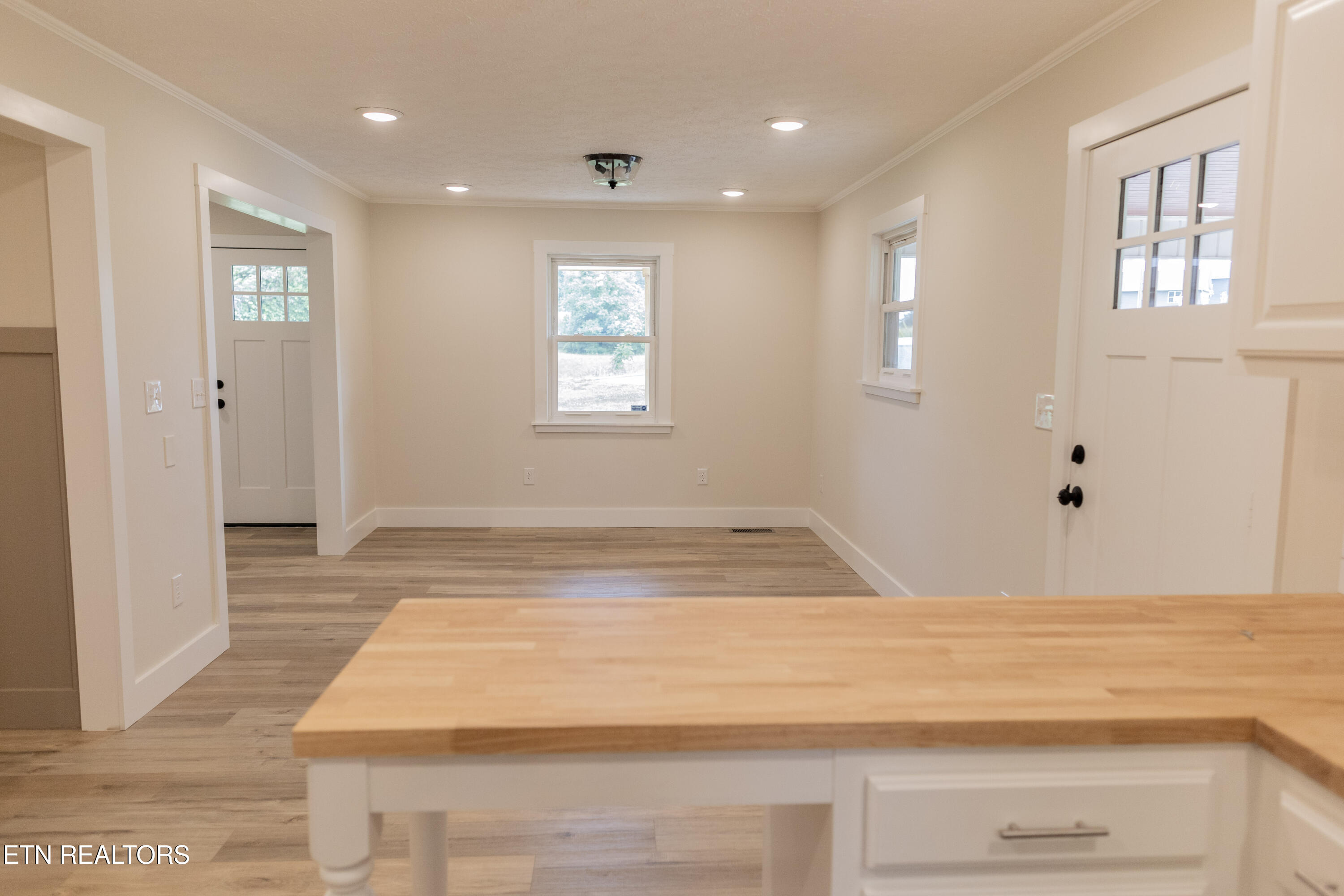 7288 Lakeshore Drive Rutledge, TN 37861 - Photo 23 of 56 Kitchen/Dinning