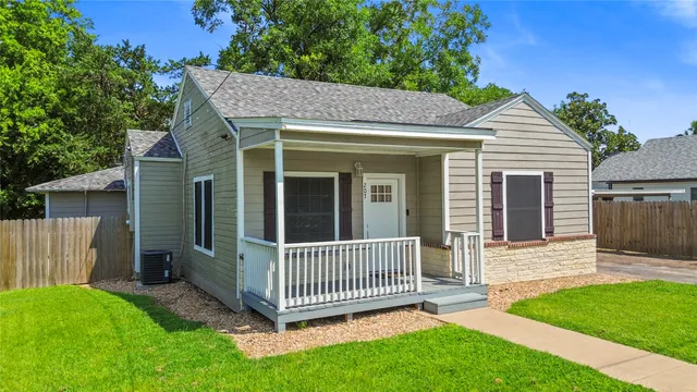 $199,000 | 207 North Commerce Street, Bremond, TX 76629