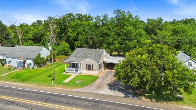 $199,000 | 207 North Commerce Street, Bremond, TX 76629