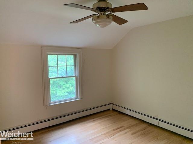 895 East Avon Road Rochester, MI 48307 - Photo 21 of 26 50047772-20.JPG