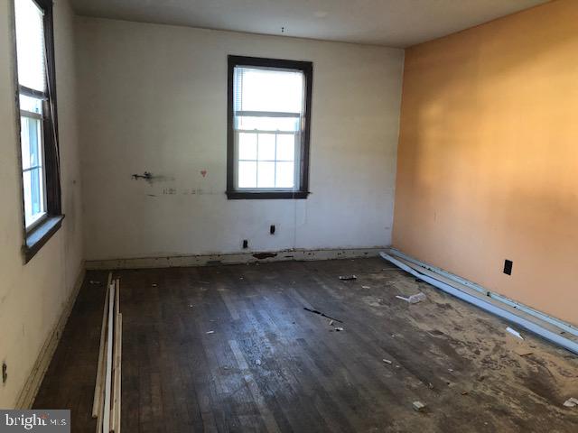 300 Garrett Road Claymont, DE 19703 - Photo 3 of 19 Gallery Image 3