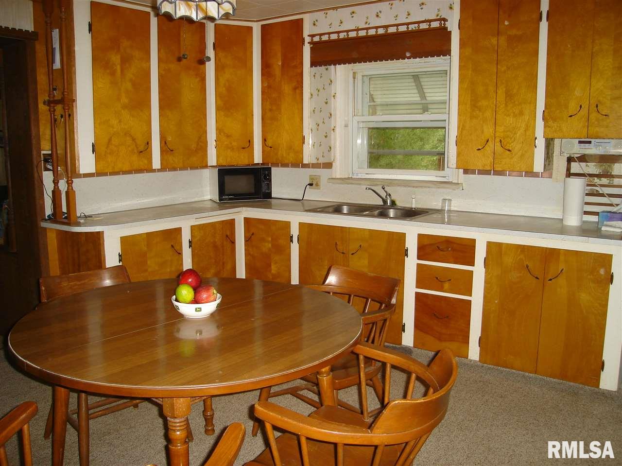 9614 North Radnor Road Peoria, IL 61615 - Photo 8 of 16 Gallery Image 8