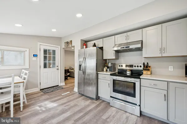$275,000 | 4 Creek Lane, Mount Holly, NJ 08060