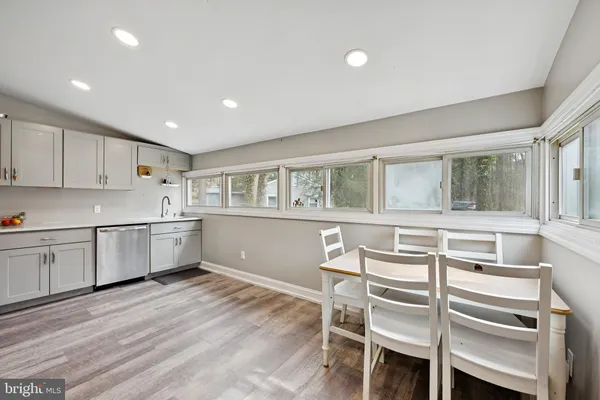 $275,000 | 4 Creek Lane, Mount Holly, NJ 08060