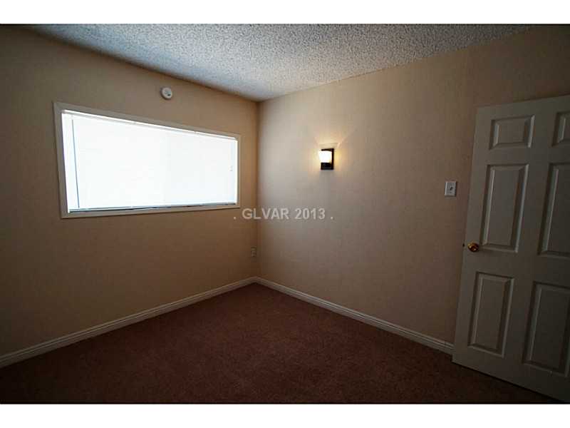 11 California Way Henderson, NV 89015 - Photo 5 of 12 Bedroom.