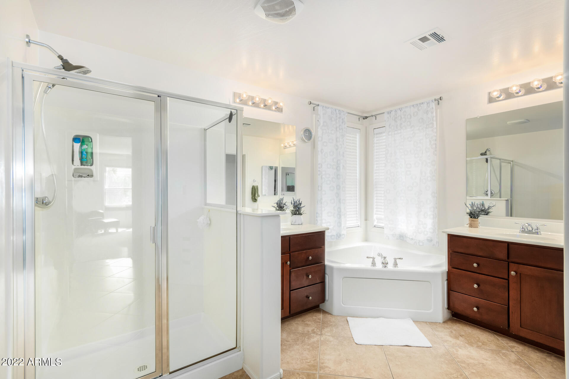2249 East Pecan Road Phoenix, AZ 85040 - Photo 14 of 39 22-Pecan