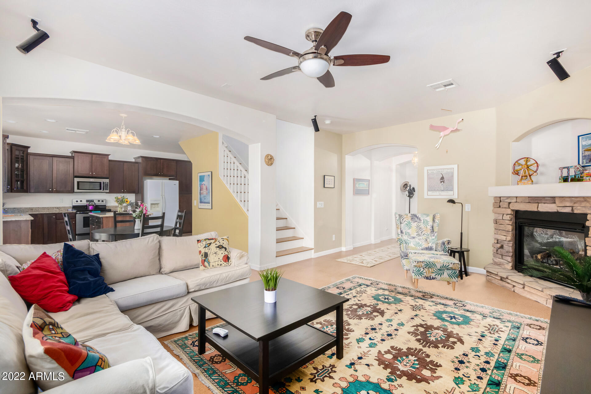 2249 East Pecan Road Phoenix, AZ 85040 - Photo 5 of 39 08-Pecan
