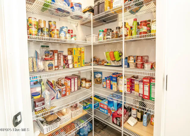 $575,000 | 8945 Chesterfield Drive Northwest, Calabash, NC 28467