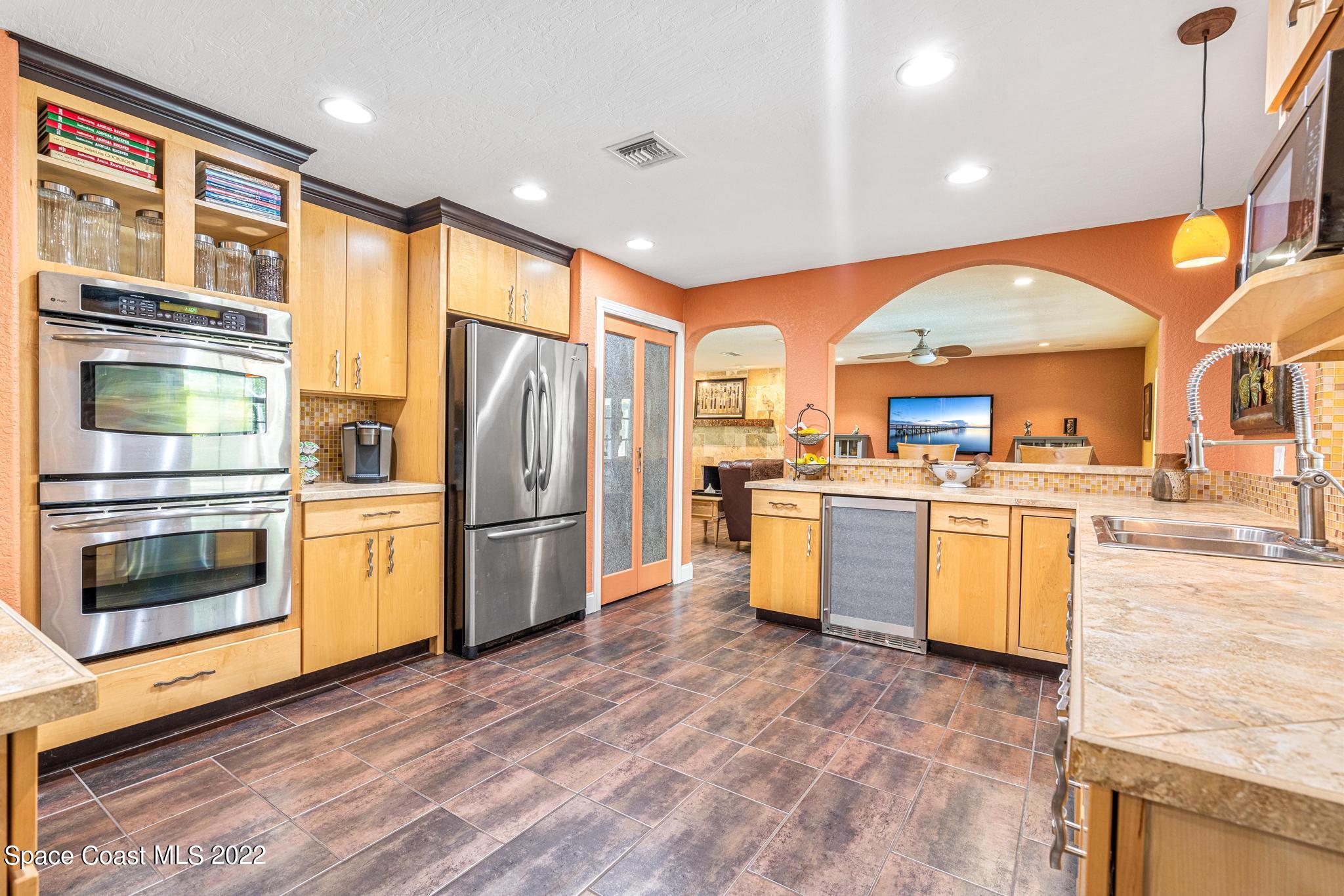 4195 Hield Road Northwest Palm Bay, FL 32907 - Photo 4 of 67 DSC07188