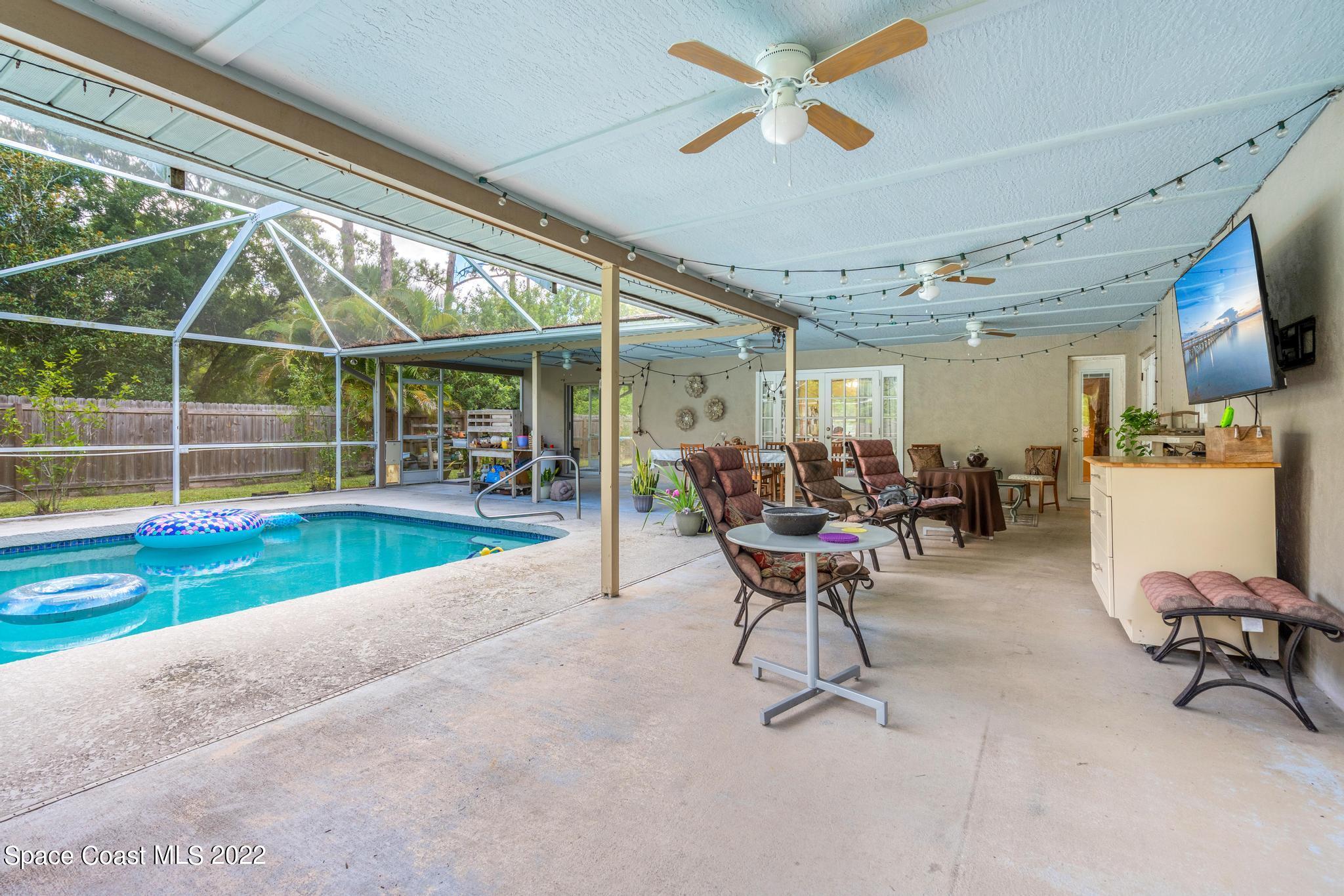 4195 Hield Road Northwest Palm Bay, FL 32907 - Photo 44 of 67 DSC07295-HDR