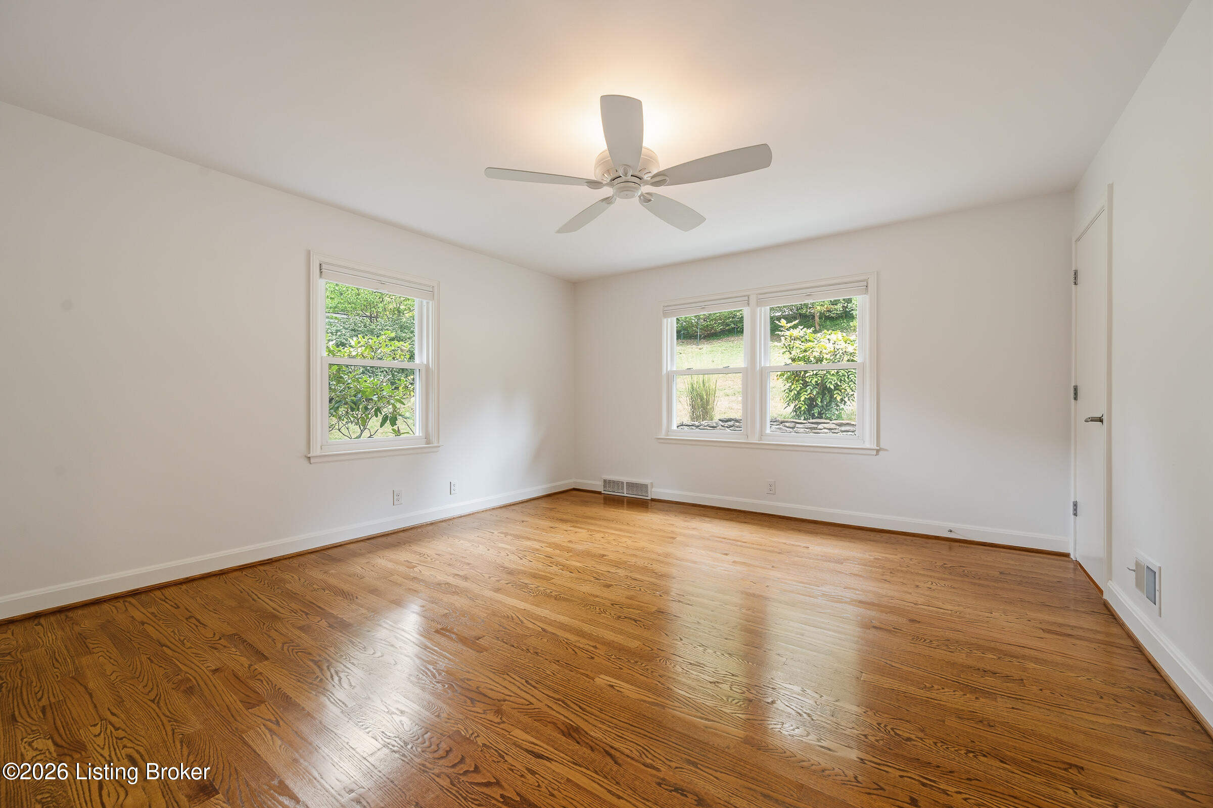 162 Arrowhead Road Louisville, KY 40207 - Photo 28 of 50 Bedroom