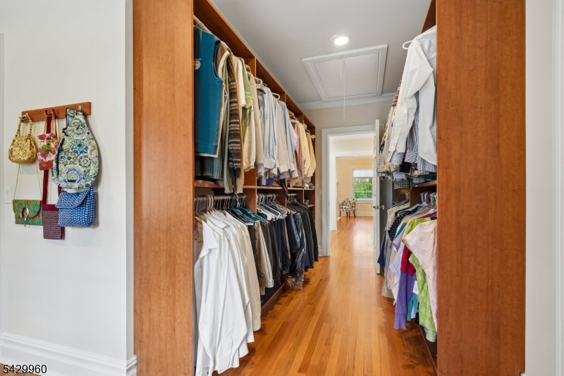 6 Grosvenor Road Short Hills, NJ 07078 - Photo 28 of 50