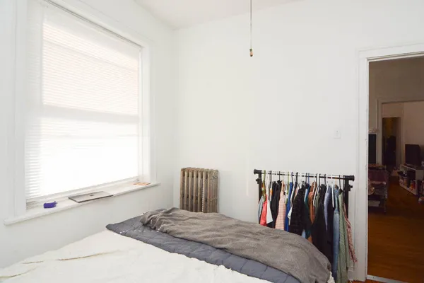 $1,995 | 1933 West Crystal Street, Unit 2A, Chicago, IL 60622