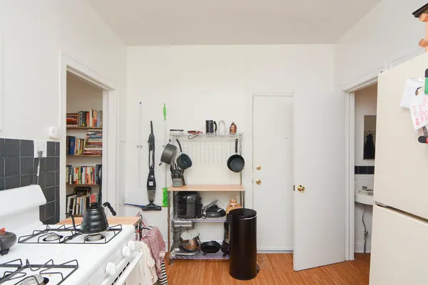 $1,995 | 1933 West Crystal Street, Unit 2A, Chicago, IL 60622