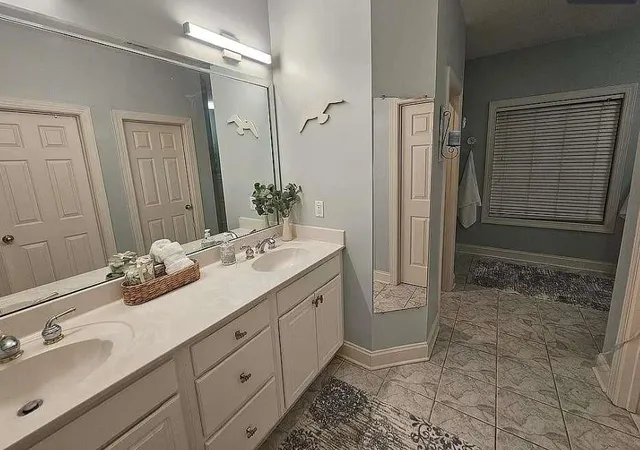 $600,000 | 200 Chaparral Trace, Tyrone, GA 30290