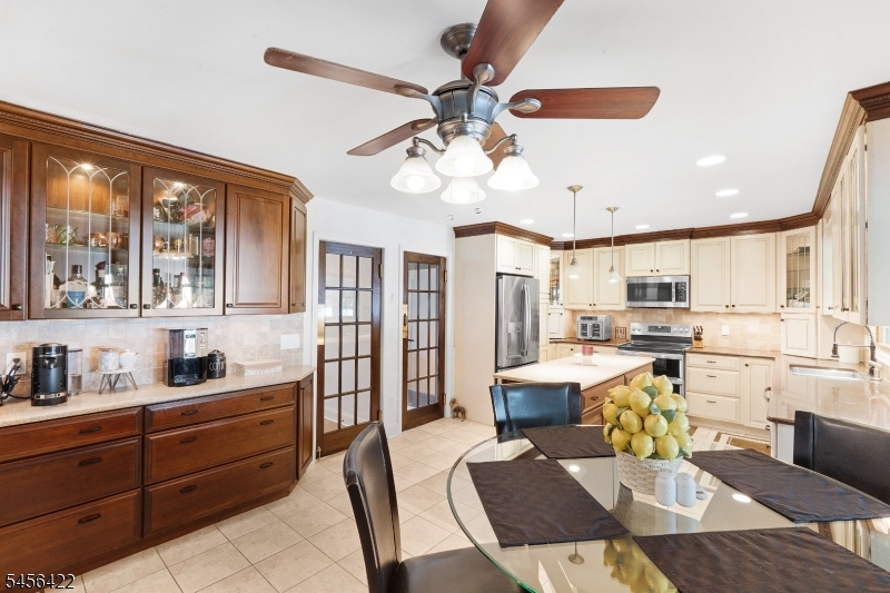 634 Reba Road Mount Arlington, NJ 07850 - Photo 9 of 44 Gallery Image 9