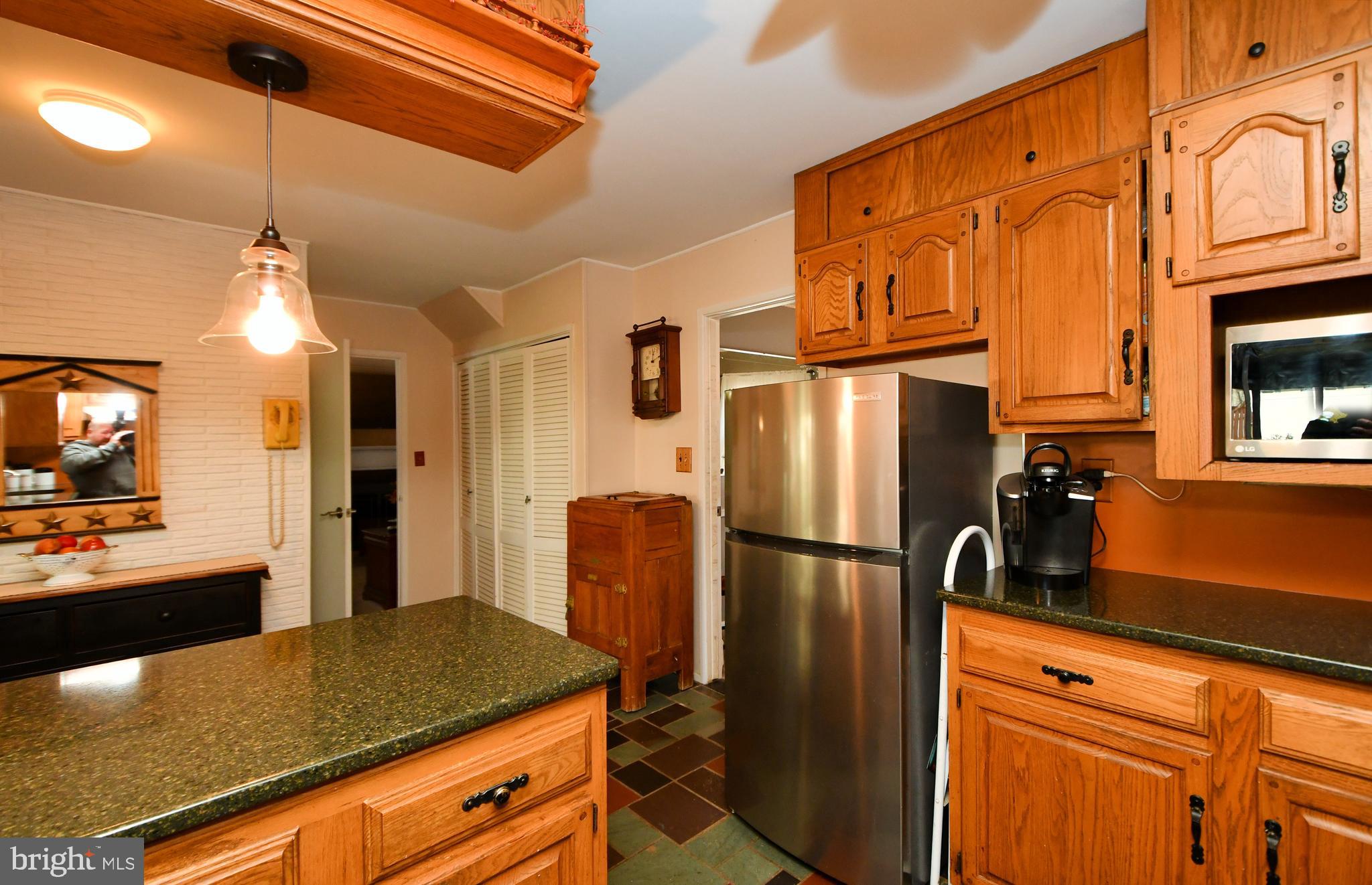 47 Tinder Road Levittown, PA 19056 - Photo 17 of 49