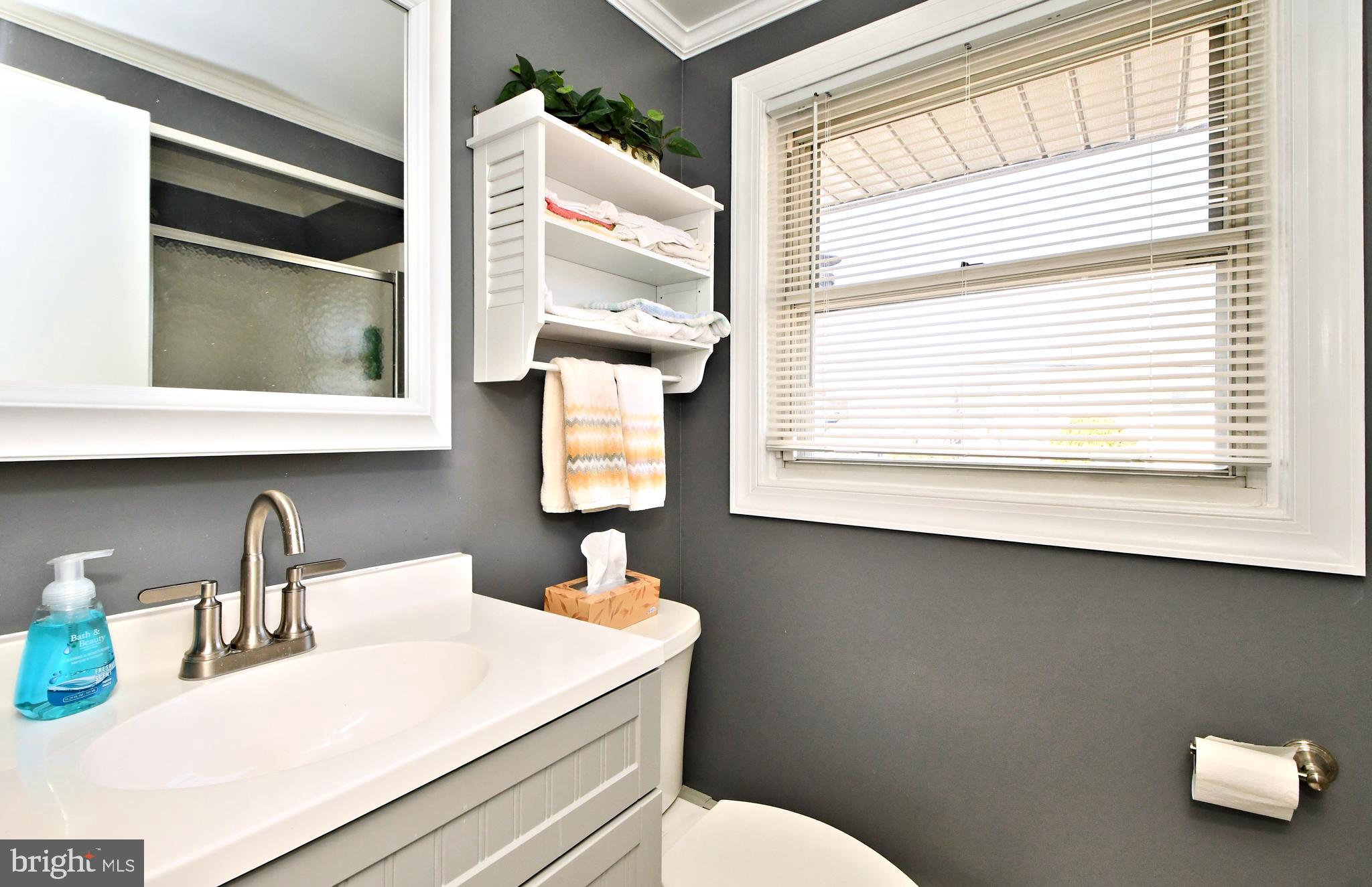 47 Tinder Road Levittown, PA 19056 - Photo 36 of 49