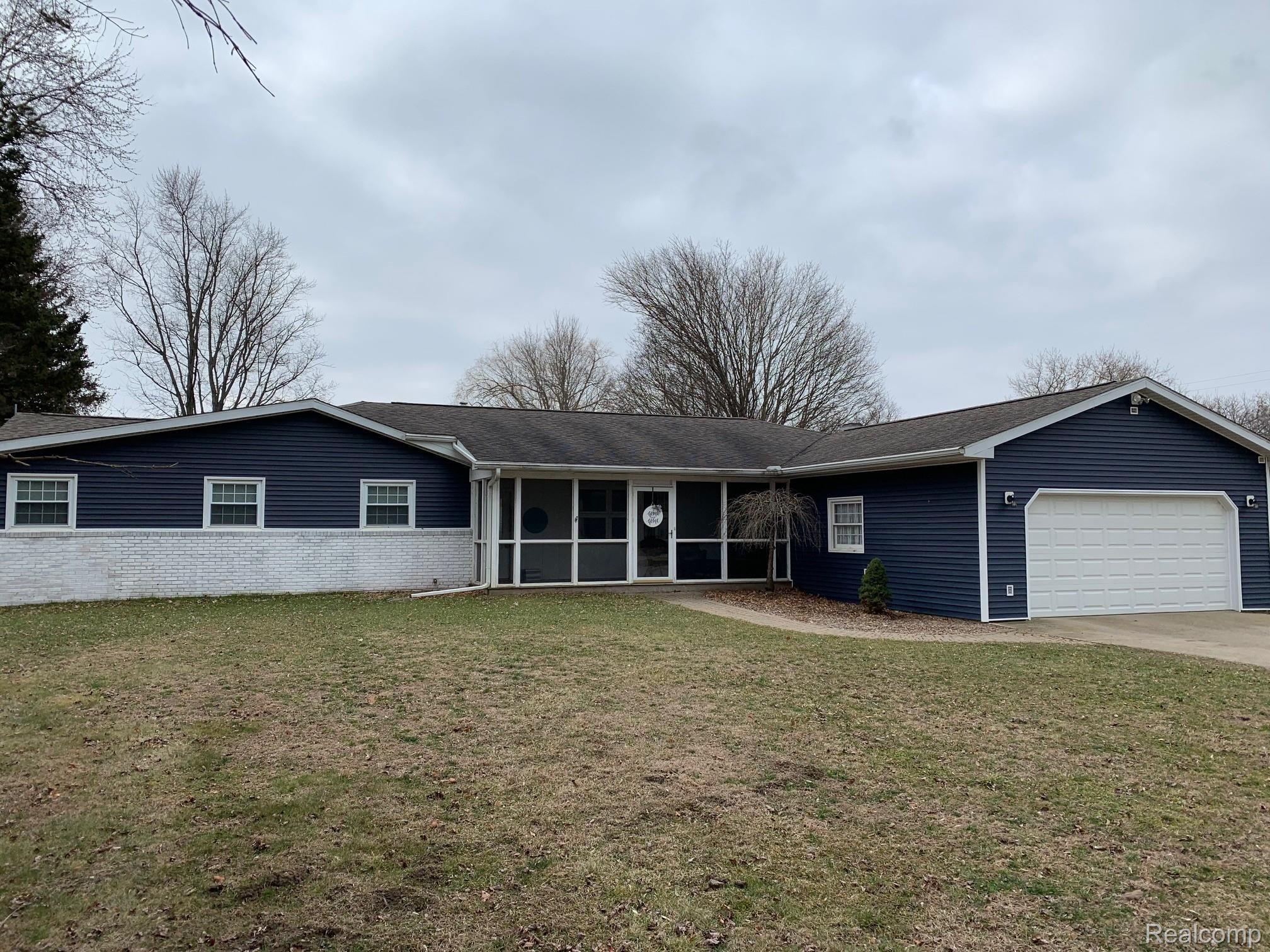 3131 Reamer Road Lapeer, MI 48446 - Photo 1 of 35 IMG_3734.jpg