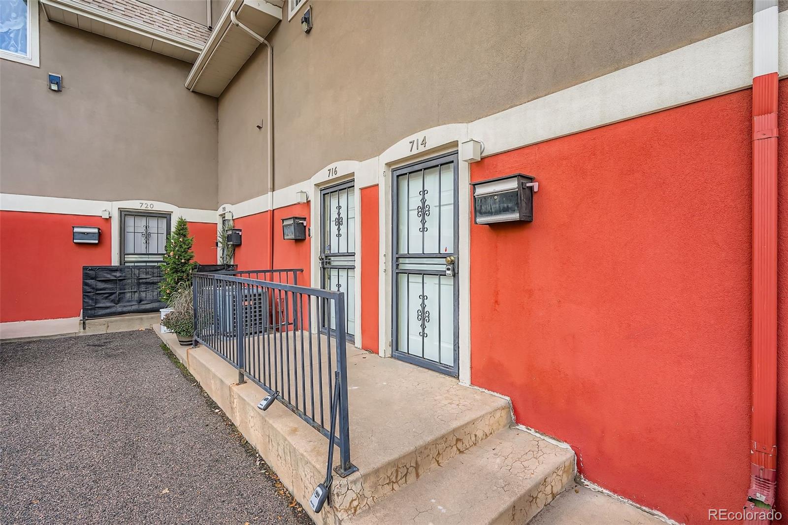 714 East 18th Avenue Denver, CO 80203 - Photo 3 of 20 a view of entryway