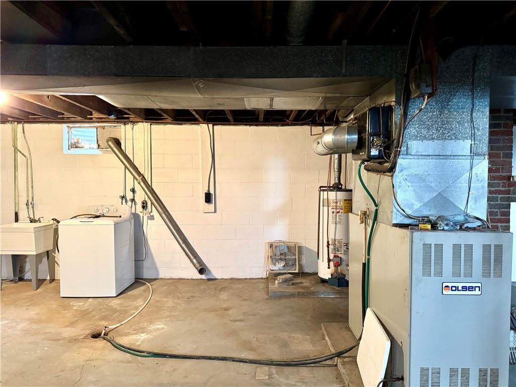 260 Simon Drive Butler, PA 16002 - Photo 34 of 46 a view of a living room