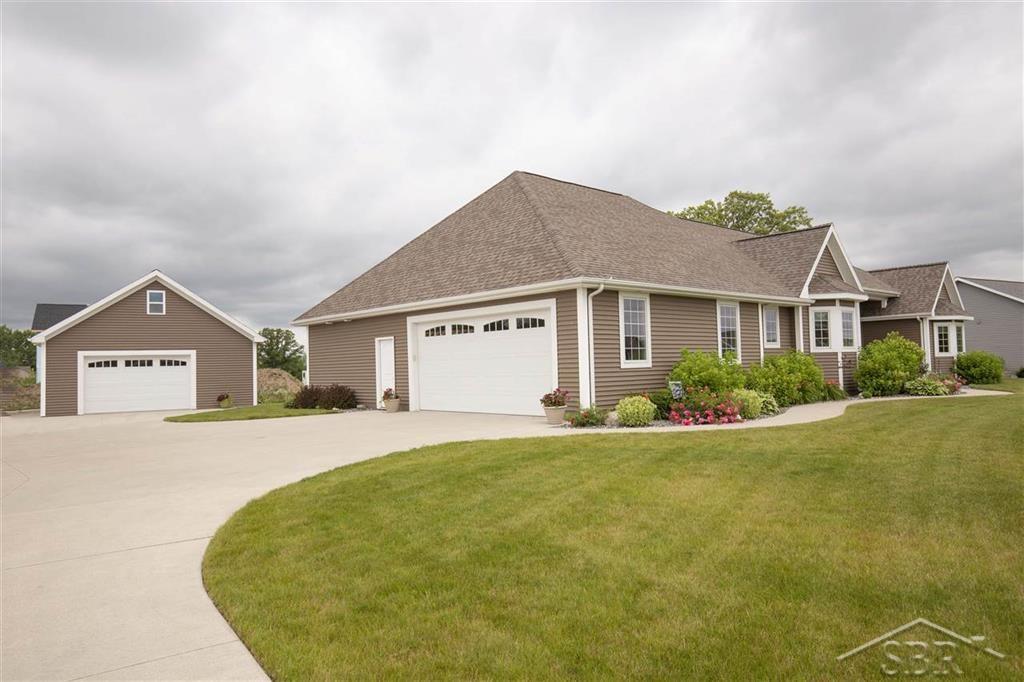 8445 Summer Ridge Court Freeland, MI 48623 - Photo 38 of 40 31388212-37.JPG