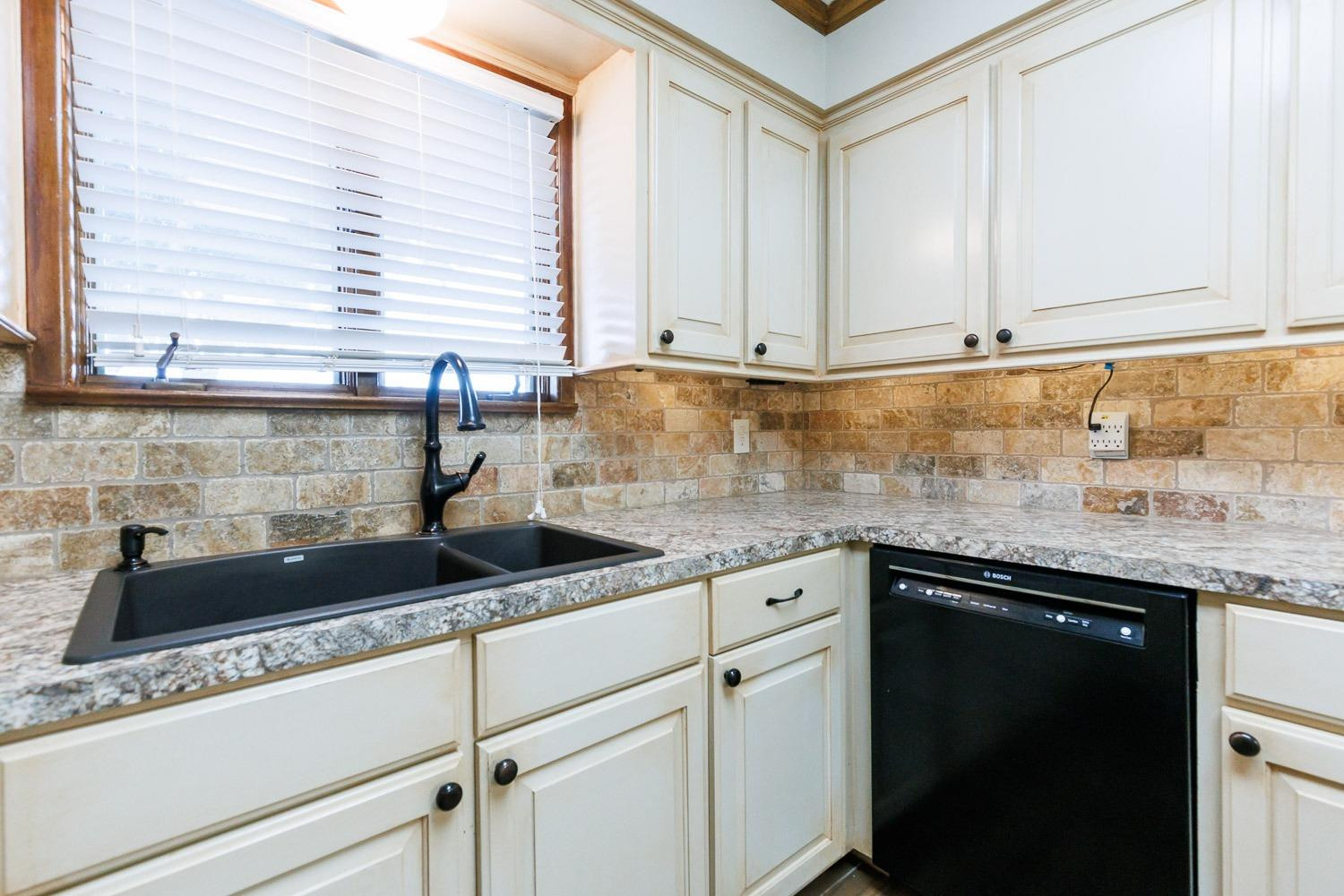 5511 26th Street Lubbock, TX 79407 - Photo 16 of 50 Photo 16