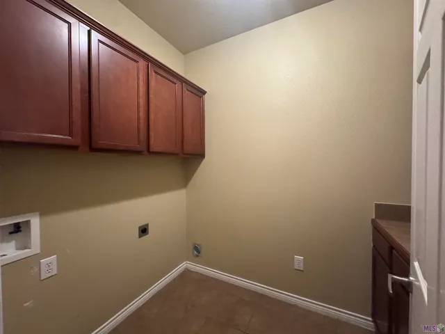 $2,250 | 4252 Wilderness Run Drive, Zachary, LA 70791