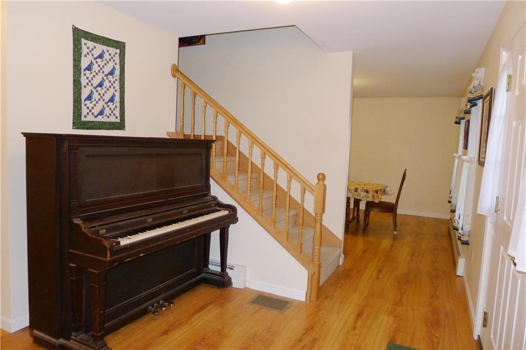 117 Old Lewiston Road Monmouth, ME 04265 - Photo 13 of 33 The upper and lower halls are huge! ...