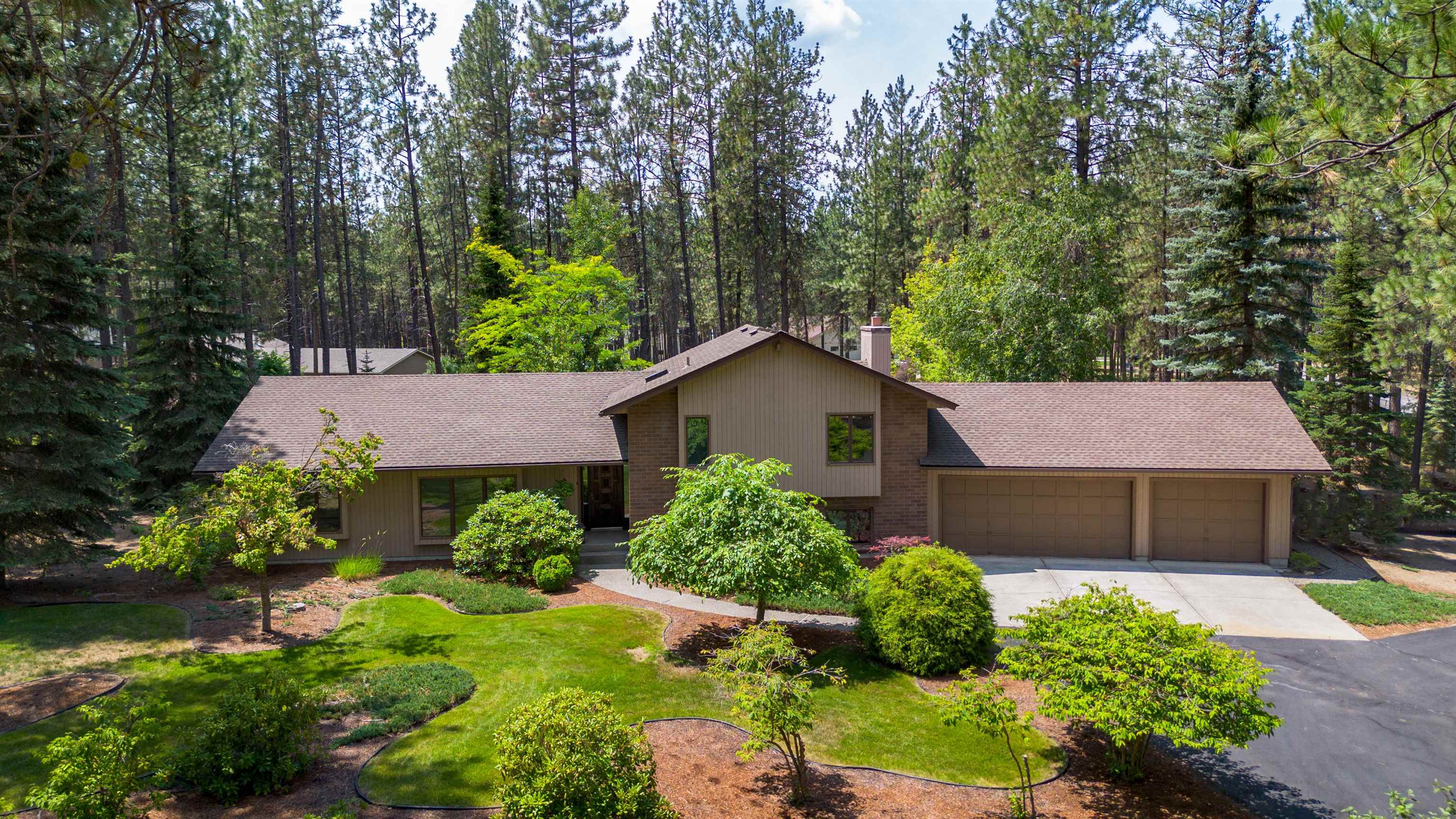 17315 North Ranchette Road Colbert, WA 99005 - Photo 3 of 44