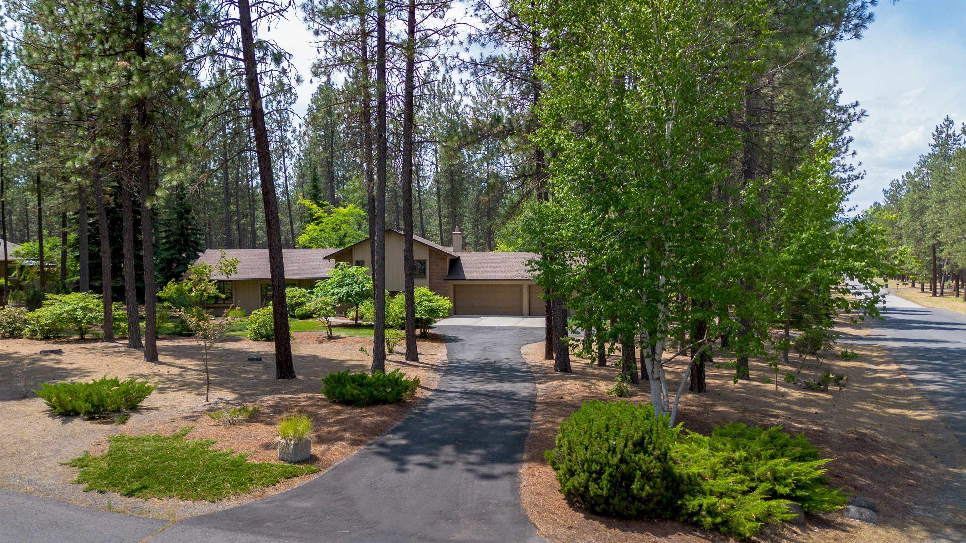 17315 North Ranchette Road Colbert, WA 99005 - Photo 8 of 44